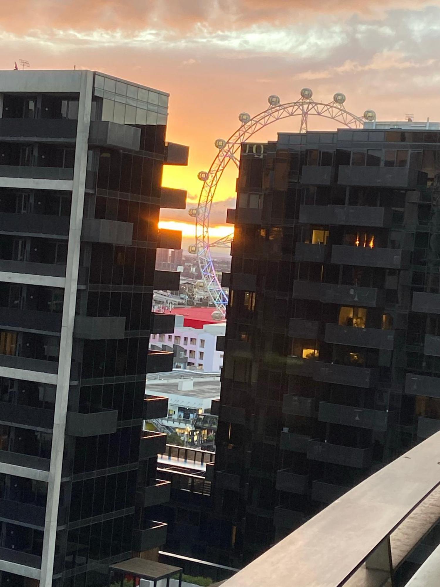 Akom At Docklands Melbourne Ngoại thất bức ảnh