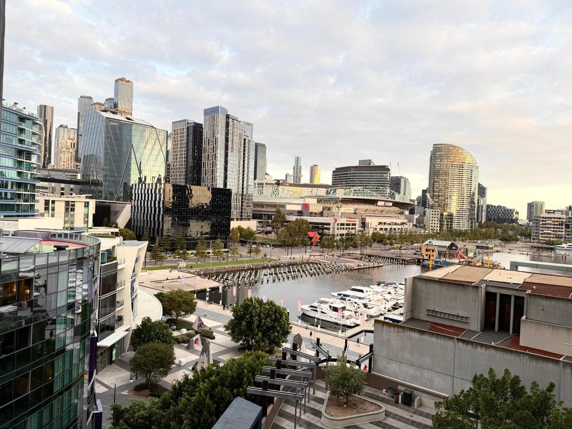 Akom At Docklands Melbourne Ngoại thất bức ảnh